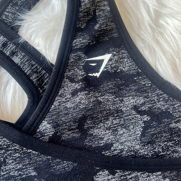 GYMSHARK CAMO BLACK SPORTS OG SPORTS BRA - Picture 5 of 7